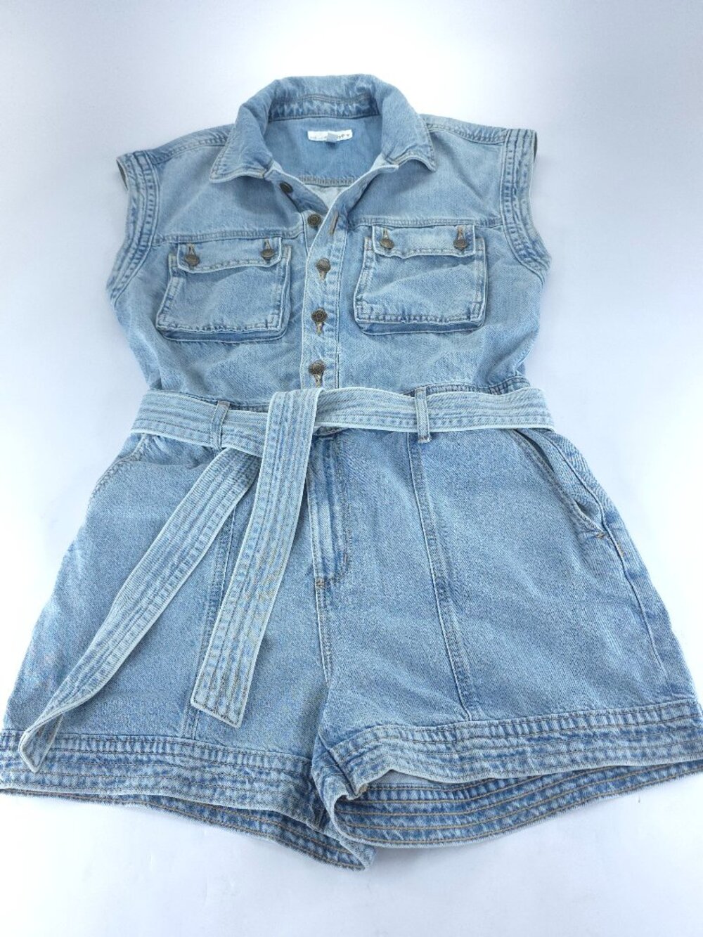 LOFT Denim Romper Sleeveless Size 8 Blue Collared Button Front Belted Pockets